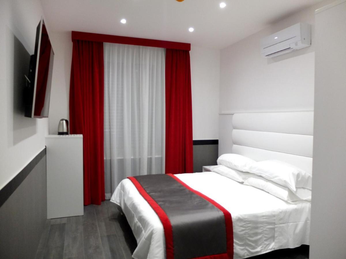 Hotel Astoria Golden Gate Roma Exterior foto