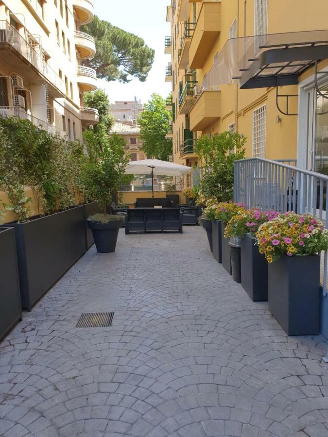 Hotel Astoria Golden Gate Roma Exterior foto